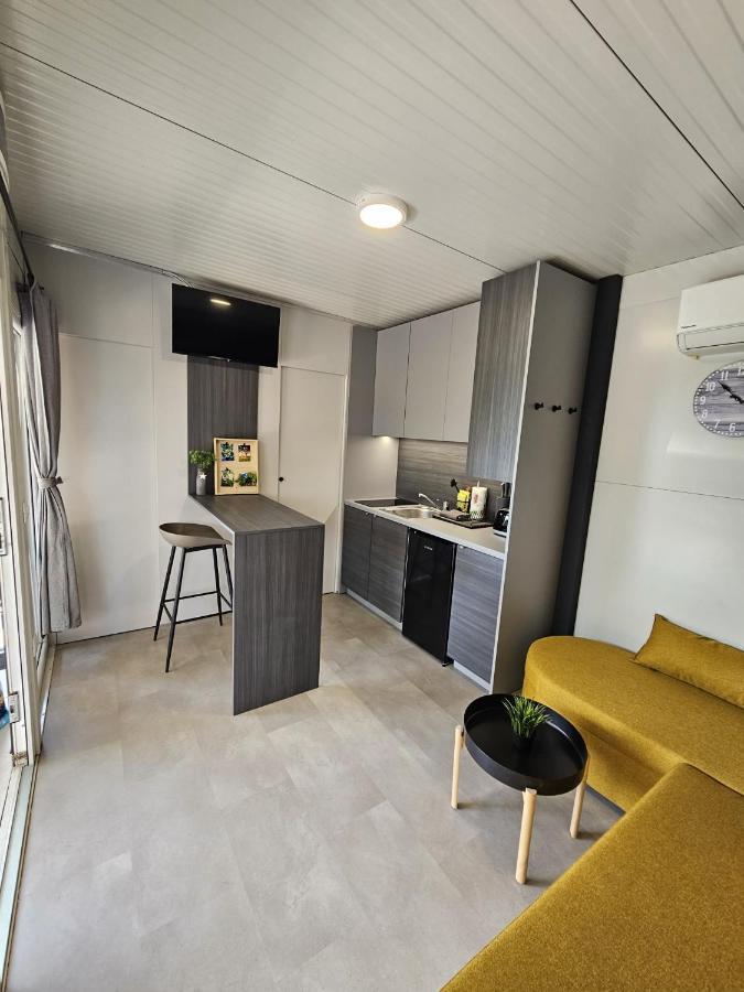 Big Berry Kolpa - Merryberry Mobile House Метліка Екстер'єр фото